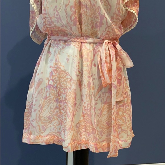 3/$25 👗Pretty pink/peach top (maternity approved) - Picture 3 of 8